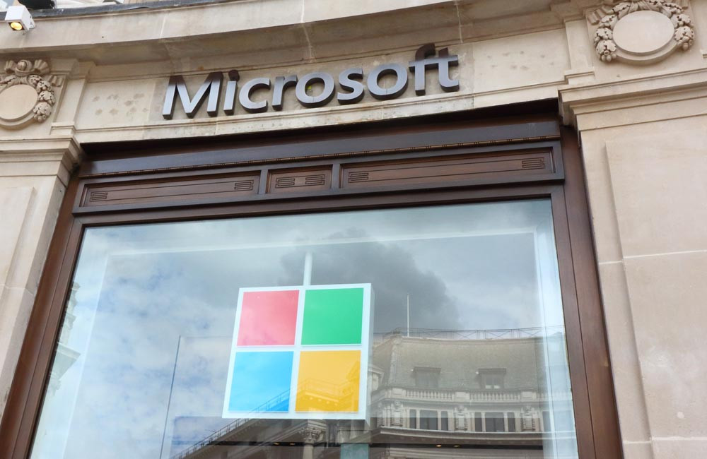 Microsoft lays off 650 staff from gaming division